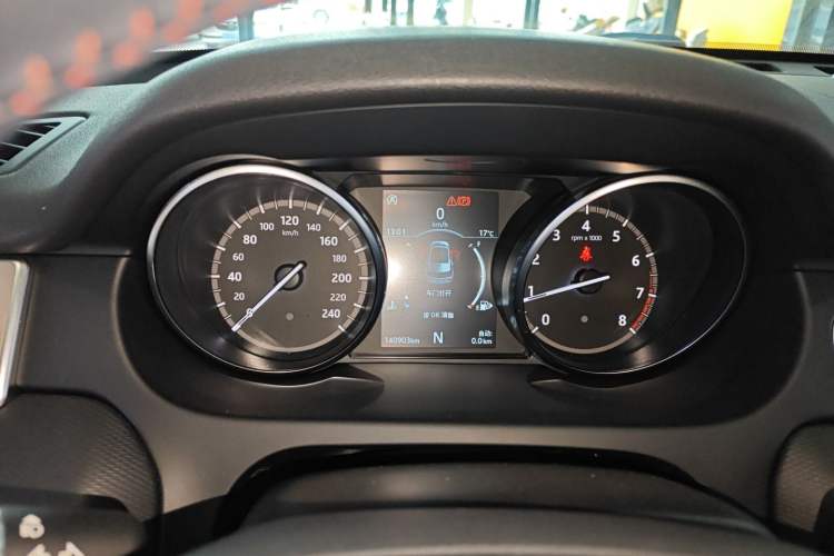 Used Land Rover Discovery Sport 2019 240 PS SE Dynamic Version China VI Standard Instrument Cluster