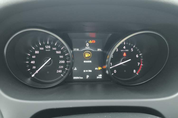 Used Land Rover Discovery Sport 2019 240 PS SE Version China V Standard Instrument Cluster