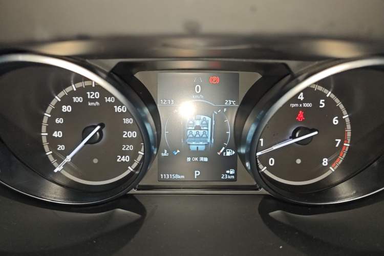 Used Land Rover Discovery Sport 2019 240 PS SE Version China VI Standard Instrument Cluster