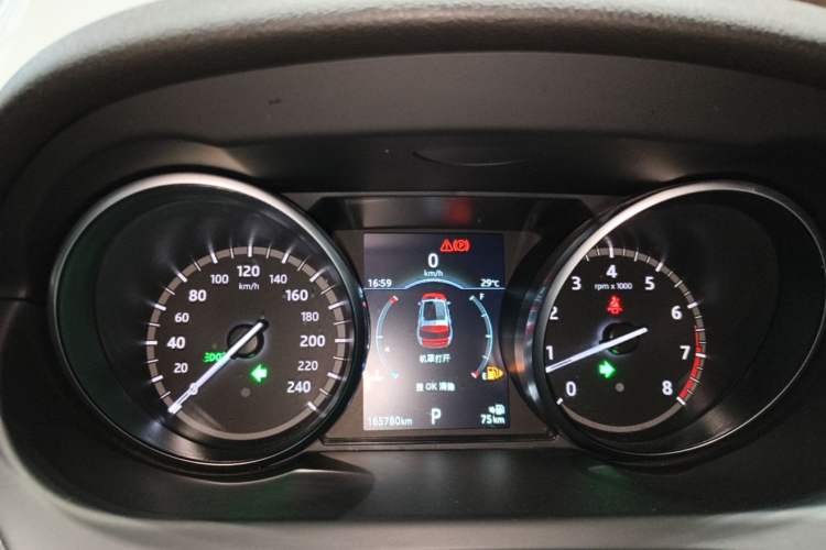 Used Land Rover Discovery Sport 2019 240 PS SE Version China VI Standard Instrument Cluster