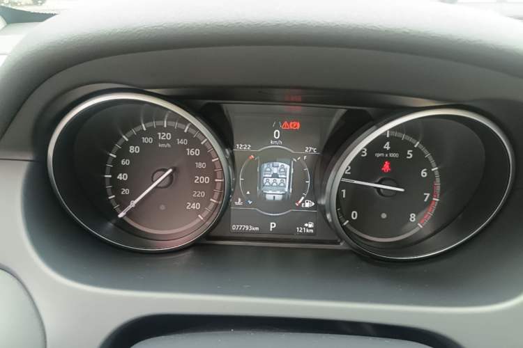 Used Land Rover Discovery Sport 2019 240 PS SE Version China VI Standard Instrument Cluster