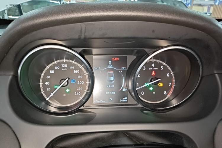 Used Land Rover Discovery Sport 2019 200PS PURE Edition China VI Standard Instrument Cluster
