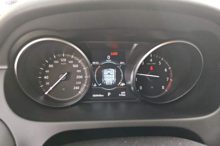 Used Land Rover Discovery Sport 2019 240 PS HSE Version China VI Standard Instrument Cluster