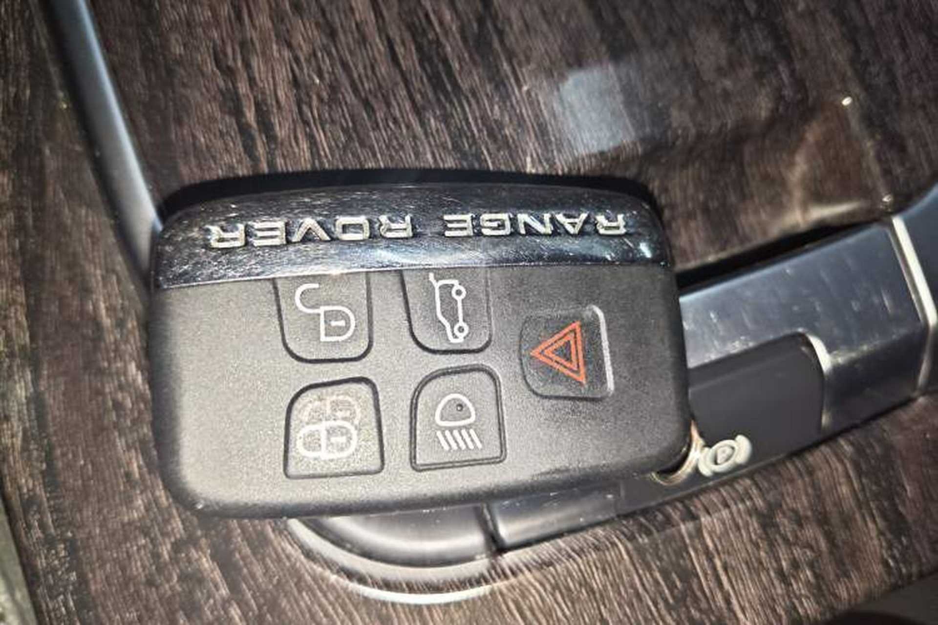 Used Land Rover Discovery Sport 2019 240 PS SE Version China VI Standard Interior 1