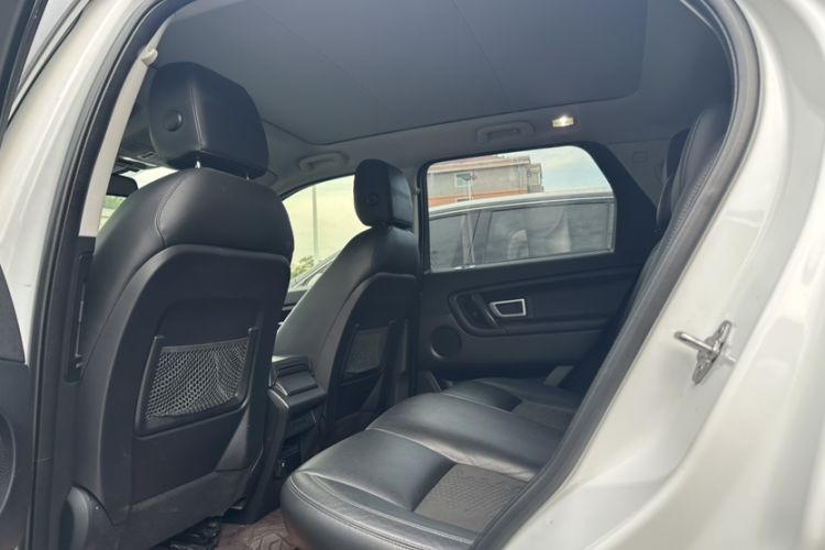 Used Land Rover Discovery Sport 2019 200PS PURE Edition China V Standard Interior 1