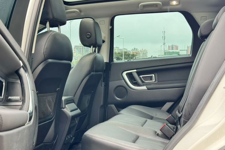 Used Land Rover Discovery Sport 2019 240 PS HSE Version China VI Standard Interior 2
