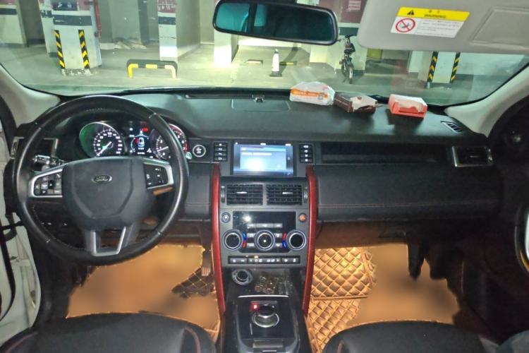 Used Land Rover Discovery Sport 2019 240 PS SE Version China V Standard Interior 2