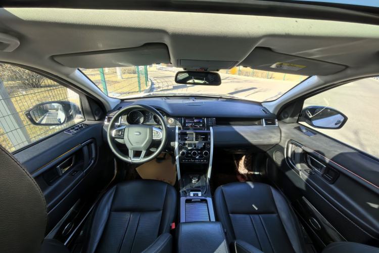 Used Land Rover Discovery Sport 2019 240 PS SE Version China VI Standard Interior 2
