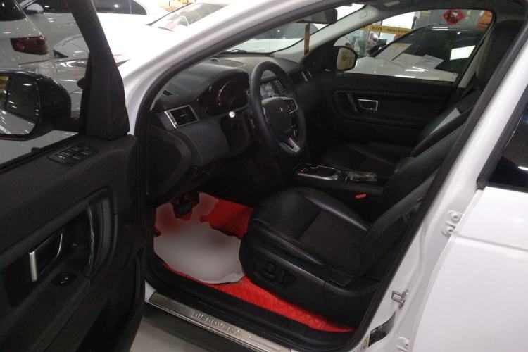 Used Land Rover Discovery Sport 2019 200PS PURE Edition China VI Standard Interior 3