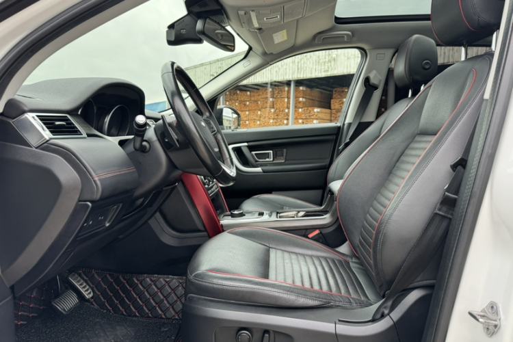 Used Land Rover Discovery Sport 2019 240 PS SE Dynamic Version China VI Standard Interior 4