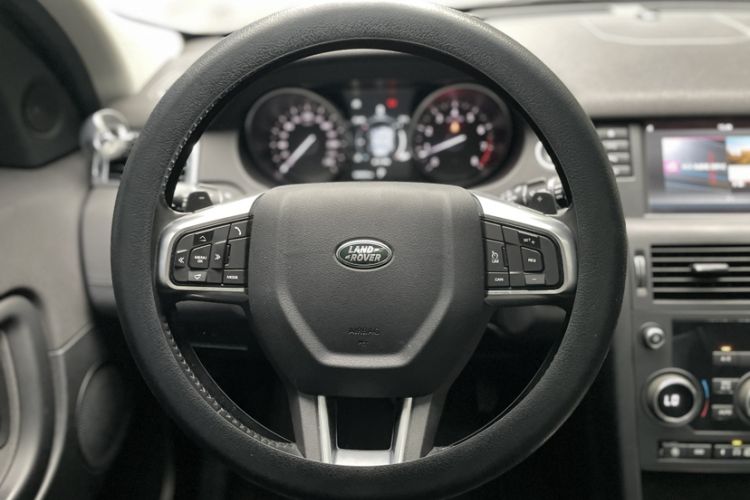 Used Land Rover Discovery Sport 2019 200PS PURE Edition China VI Standard Interior 6