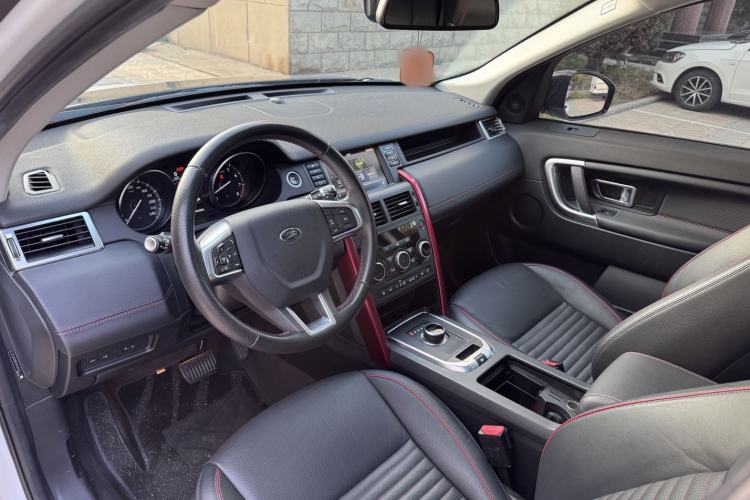 Used Land Rover Discovery Sport 2019 240 PS SE Dynamic Version China VI Standard Interior 9