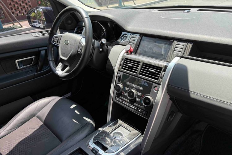 Used Land Rover Discovery Sport 2019 200PS PURE Edition China VI Standard Interior 9