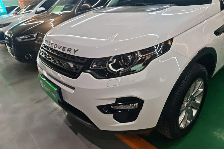 Used Land Rover Discovery Sport 2019 240 PS SE Version China VI Standard Left Front Headlight