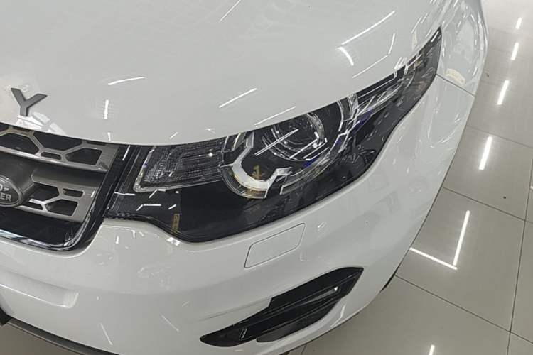 Used Land Rover Discovery Sport 2019 240 PS SE Version China VI Standard Left Front Headlight