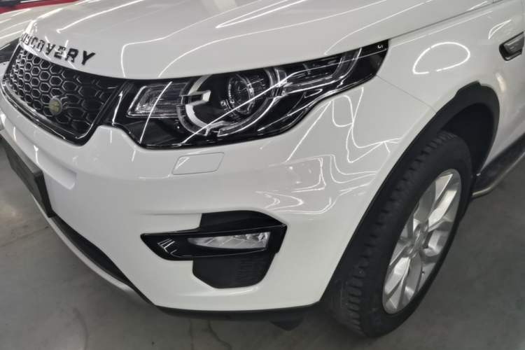 Used Land Rover Discovery Sport 2019 240 PS HSE Version China VI Standard Left Front Headlight