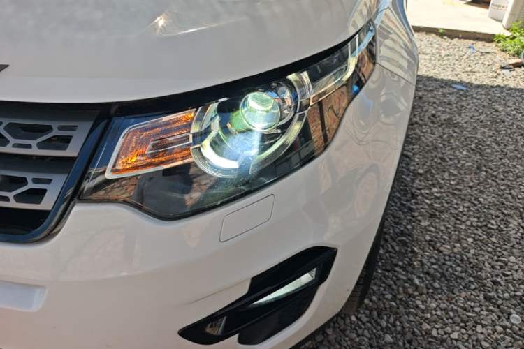 Used Land Rover Discovery Sport 2019 200PS PURE Edition China V Standard Left Front Headlight
