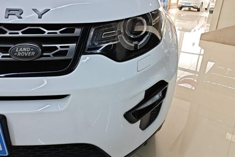 Used Land Rover Discovery Sport 2019 240 PS SE Version China VI Standard Left Front Headlight