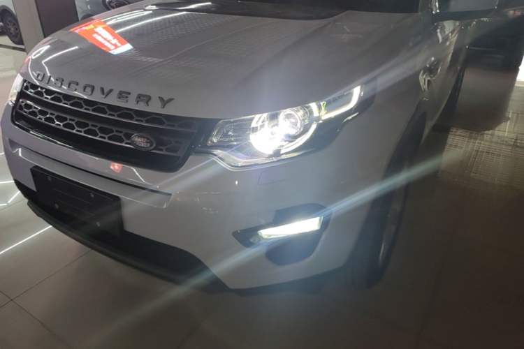 Used Land Rover Discovery Sport 2019 240 PS SE Version China VI Standard Left Front Headlight