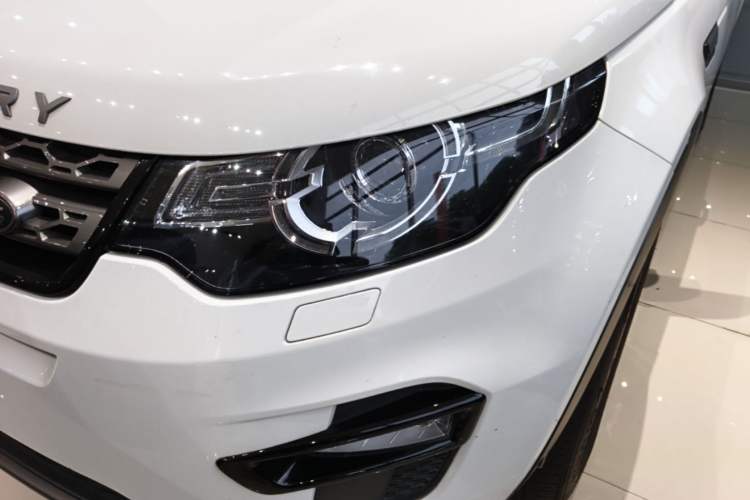Used Land Rover Discovery Sport 2019 240 PS SE Version China VI Standard Left Front Headlight