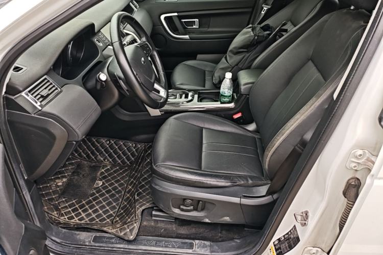Used Land Rover Discovery Sport 2019 240 PS SE Version China VI Standard Left Front Seat