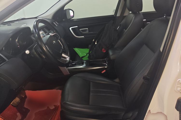 Used Land Rover Discovery Sport 2019 240 PS SE Version China VI Standard Left Front Seat