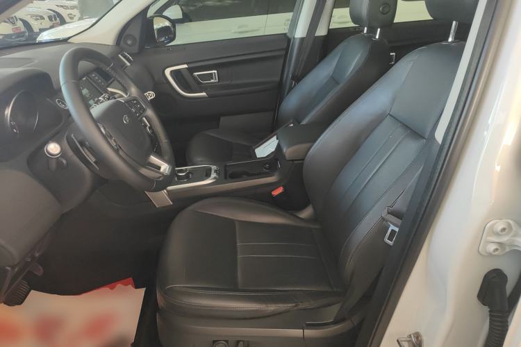 Used Land Rover Discovery Sport 2019 240 PS SE Version China VI Standard Left Front Seat