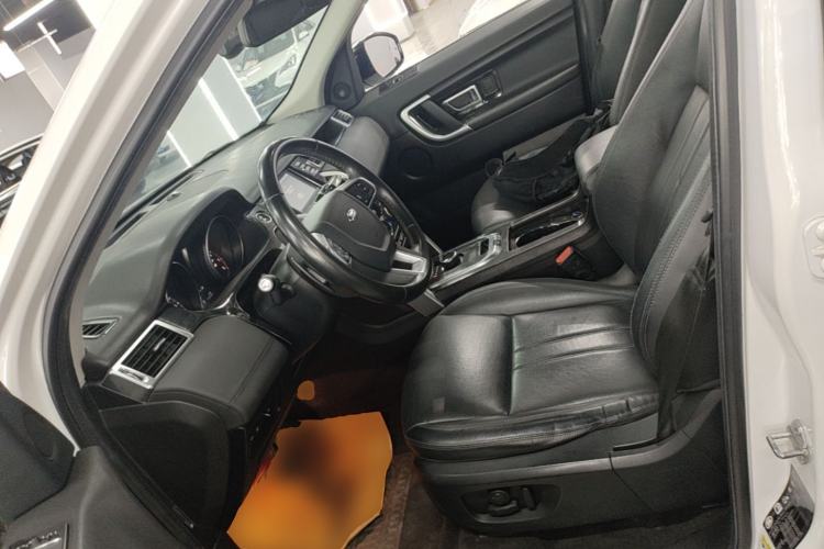 Used Land Rover Discovery Sport 2019 240 PS SE Version China VI Standard Left Front Seat