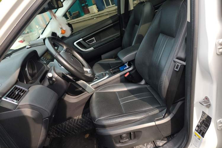 Used Land Rover Discovery Sport 2019 240 PS SE Version China VI Standard Left Front Seat