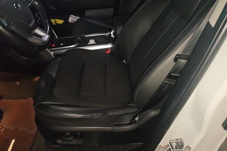 Used Land Rover Discovery Sport 2019 240 PS PURE Edition China VI Standard Left Front Seat