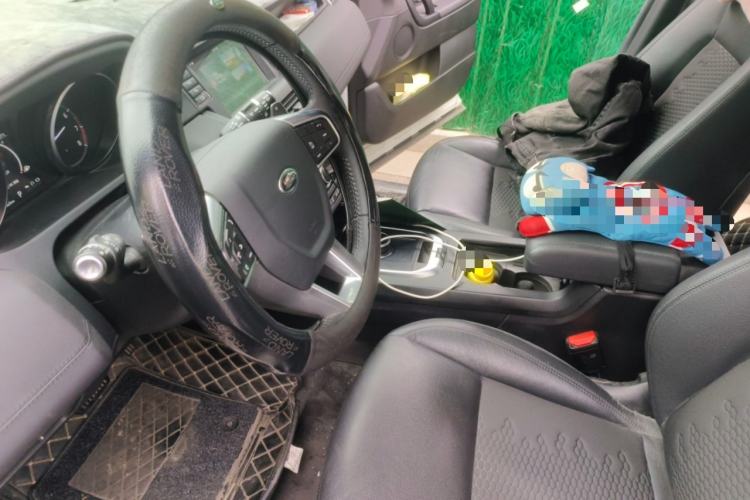 Used Land Rover Discovery Sport 2019 240 PS PURE Edition China VI Standard Left Front Seat