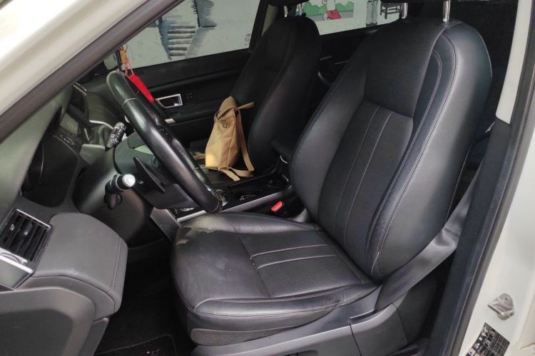 Used Land Rover Discovery Sport 2019 240 PS HSE Version China VI Standard Left Front Seat