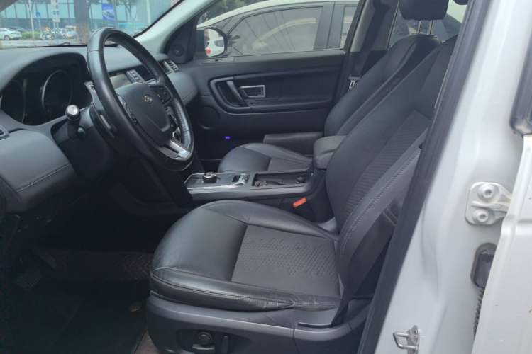 Used Land Rover Discovery Sport 2019 240 PS PURE Edition China V Standard Left Front Seat