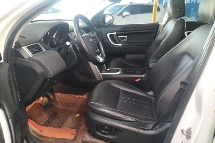 Used Land Rover Discovery Sport 2019 240 PS SE Version China VI Standard Left Front Seat
