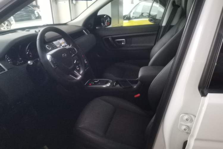 Used Land Rover Discovery Sport 2019 200PS PURE Edition China V Standard Left Front Seat