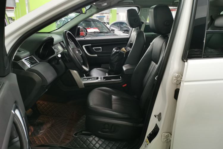 Used Land Rover Discovery Sport 2019 240 PS SE Version China VI Standard Left Front Seat