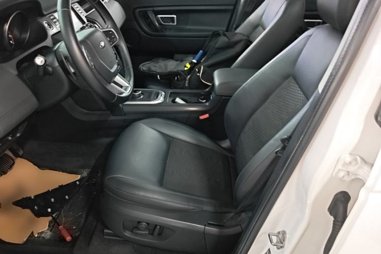 Used Land Rover Discovery Sport 2019 200PS PURE Edition China VI Standard Left Front Seat