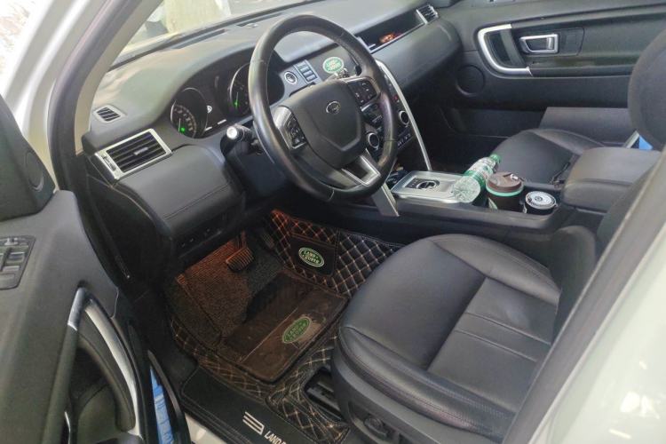 Used Land Rover Discovery Sport 2019 240 PS SE Version China VI Standard Left Front Seat