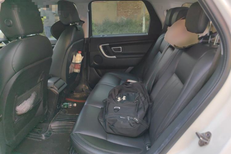 Used Land Rover Discovery Sport 2019 240 PS SE Version China VI Standard Left Rear Seat