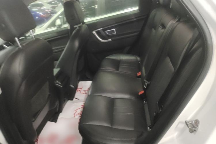 Used Land Rover Discovery Sport 2019 240 PS SE Version China VI Standard Left Rear Seat