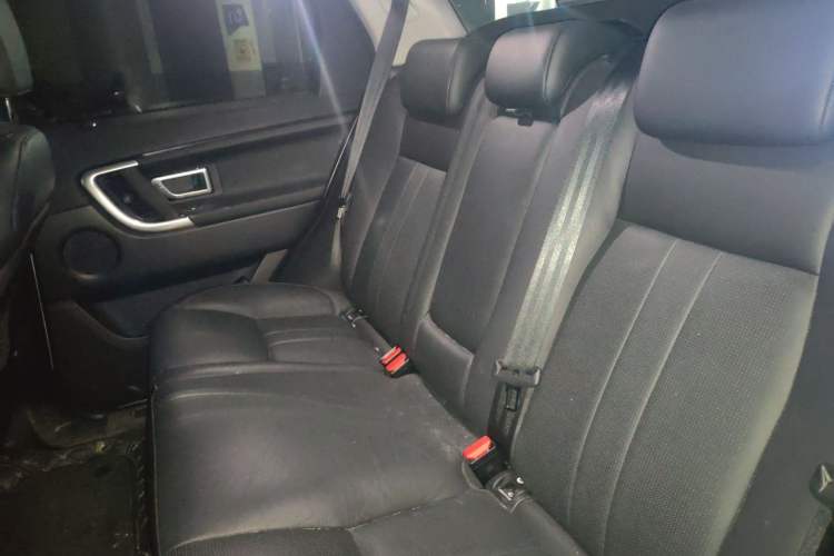 Used Land Rover Discovery Sport 2019 240 PS SE Version China V Standard Left Rear Seat
