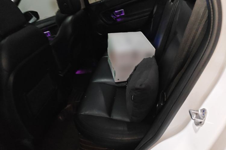 Used Land Rover Discovery Sport 2019 240 PS PURE Edition China V Standard Left Rear Seat