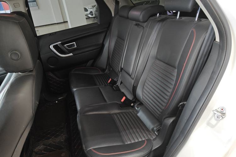Used Land Rover Discovery Sport 2019 240 PS SE Dynamic Version China VI Standard Left Rear Seat