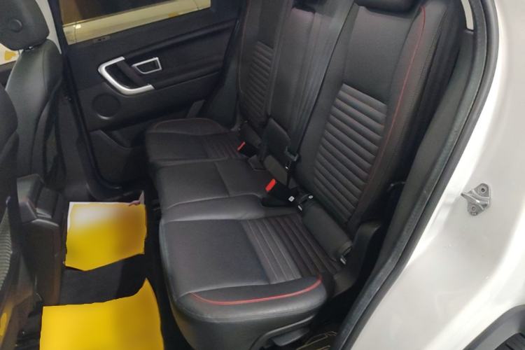 Used Land Rover Discovery Sport 2019 240 PS SE Dynamic Version China VI Standard Left Rear Seat