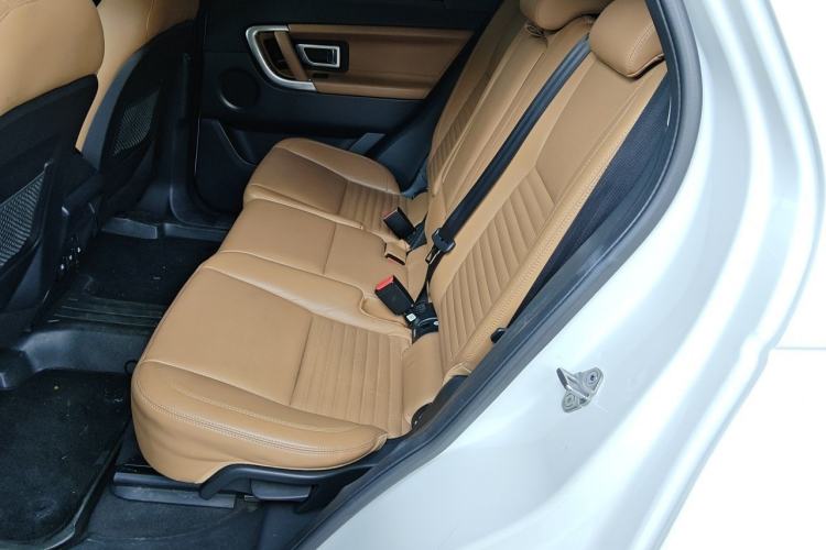 Used Land Rover Discovery Sport 2019 240 PS HSE LUXURY Edition China V Standard Left Rear Seat