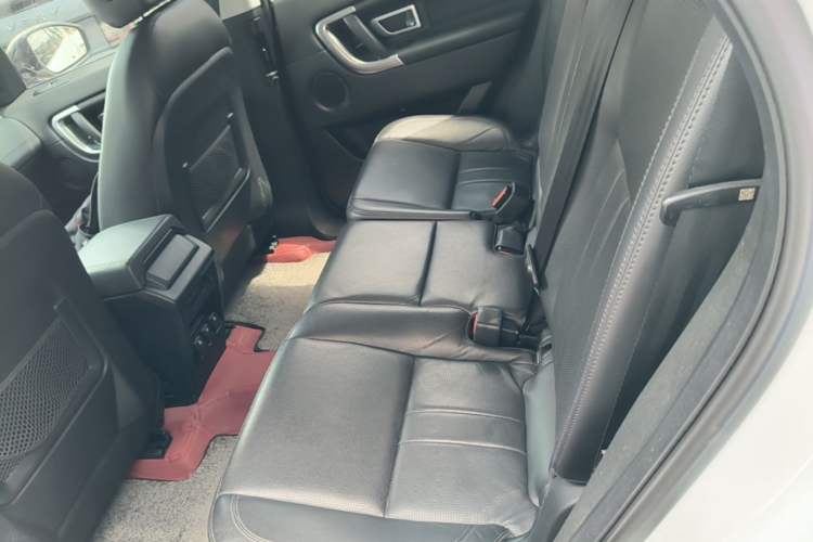 Used Land Rover Discovery Sport 2019 240 PS HSE Version China V Standard Left Rear Seat