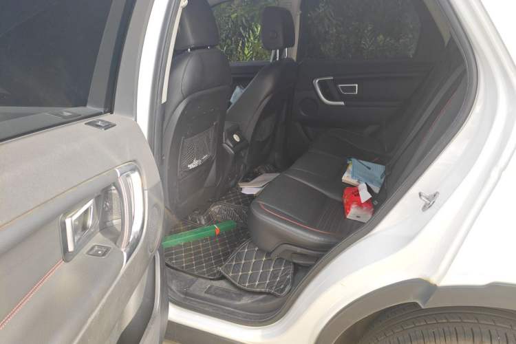 Used Land Rover Discovery Sport 2019 240 PS SE Dynamic Version China V Standard Left Rear Seat