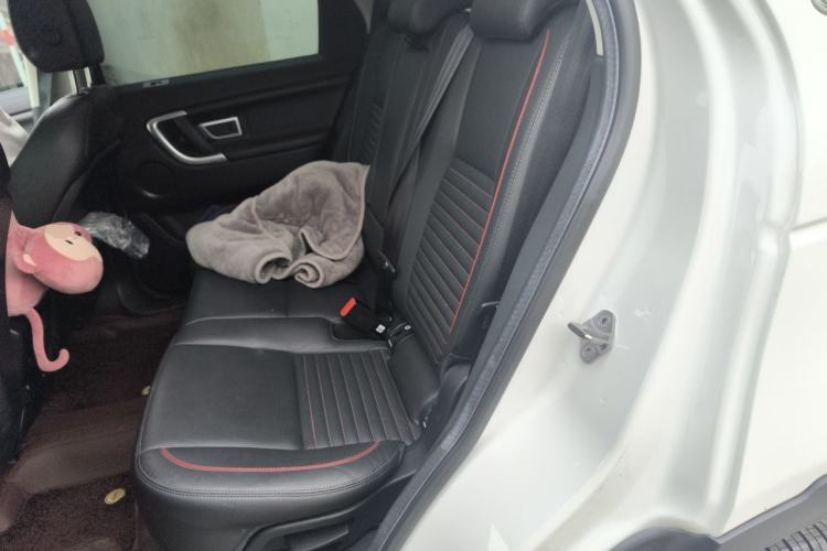 Used Land Rover Discovery Sport 2019 240 PS SE Version China VI Standard Left Rear Seat