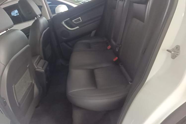 Used Land Rover Discovery Sport 2019 240 PS SE Version China V Standard Left Rear Seat