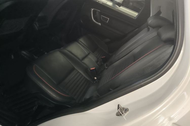 Used Land Rover Discovery Sport 2019 240 PS SE Dynamic Version China VI Standard Left Rear Seat